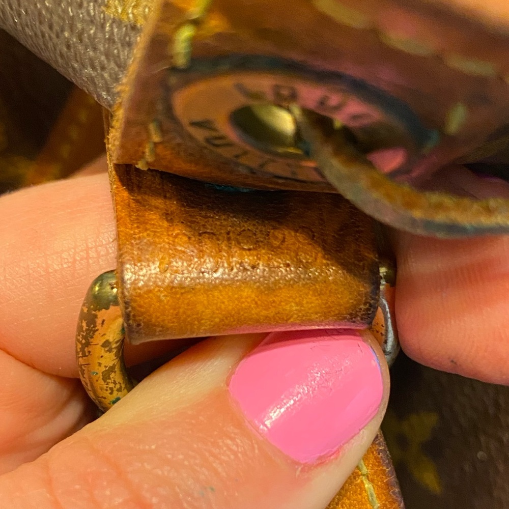 Extra photos of vintage Louis Vuitton Noe